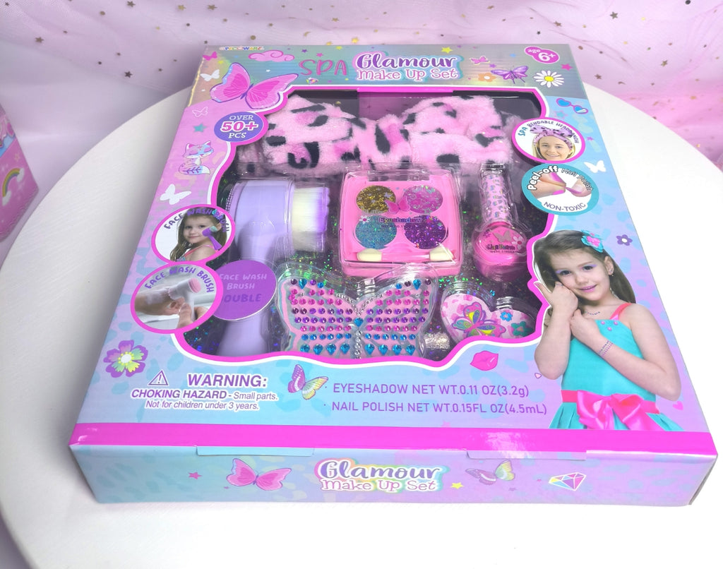 PECOWARE Glamour Makeup Set with various brushes and products, perfect for creating elegant and professional makeup looks.