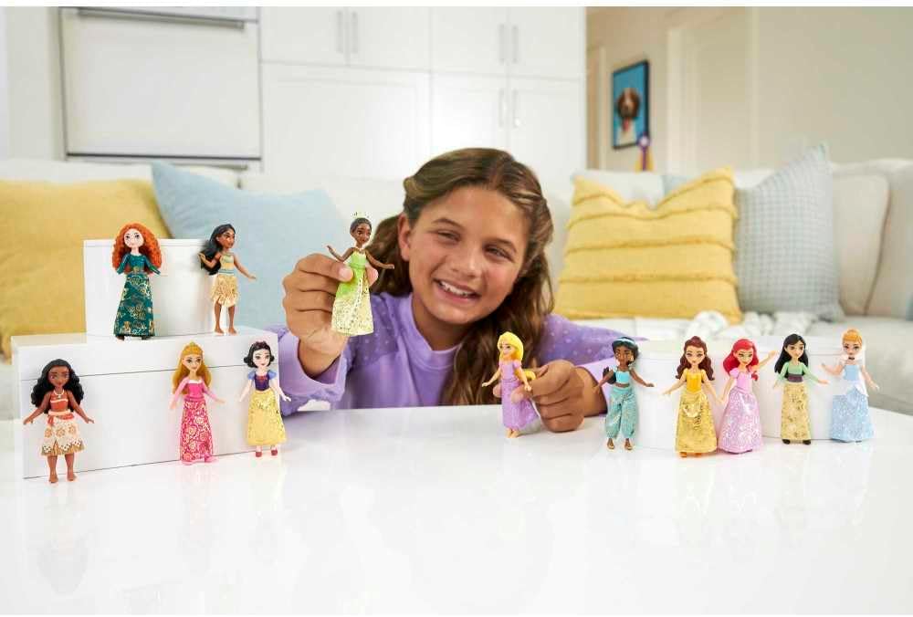 Disney Princess Cinderella 4-Inch Mini Doll