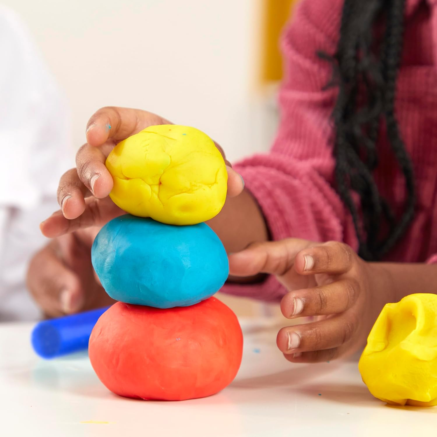 Play-Doh Party Bag, 15 Mini Play-Doh Cans for Kids Party Favors