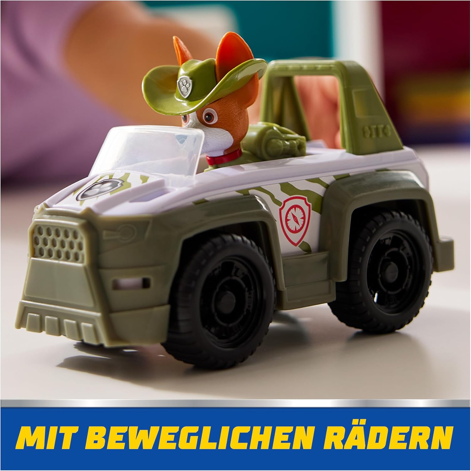 PAW PATROL, Jungle Jeep with Tracker Toy Figure