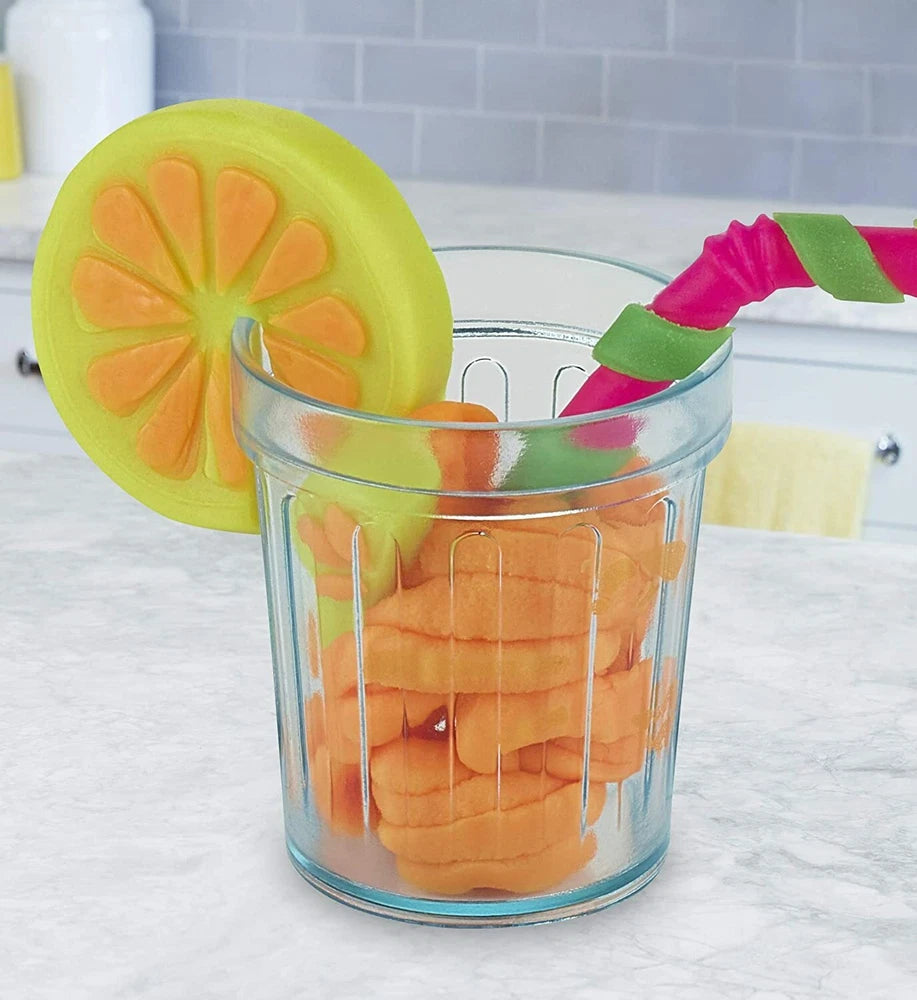 Play-Doh Kitchen Creations Juice Squeezin' Toy Juicer