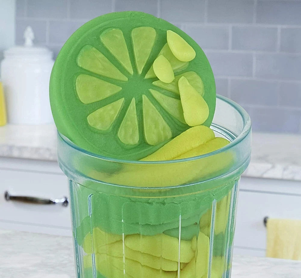 Play-Doh Kitchen Creations Juice Squeezin' Toy Juicer
